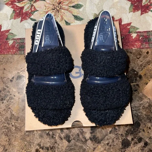 UGG Oh Fluffita Sandal - Picture 3 of 6